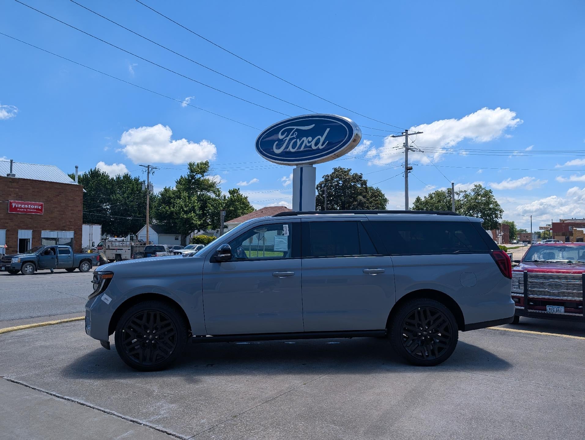 2026 Ford Expedition Max Platinum 4x4 in Glacier Gray Metallic Tri Coat — front three-quarter view