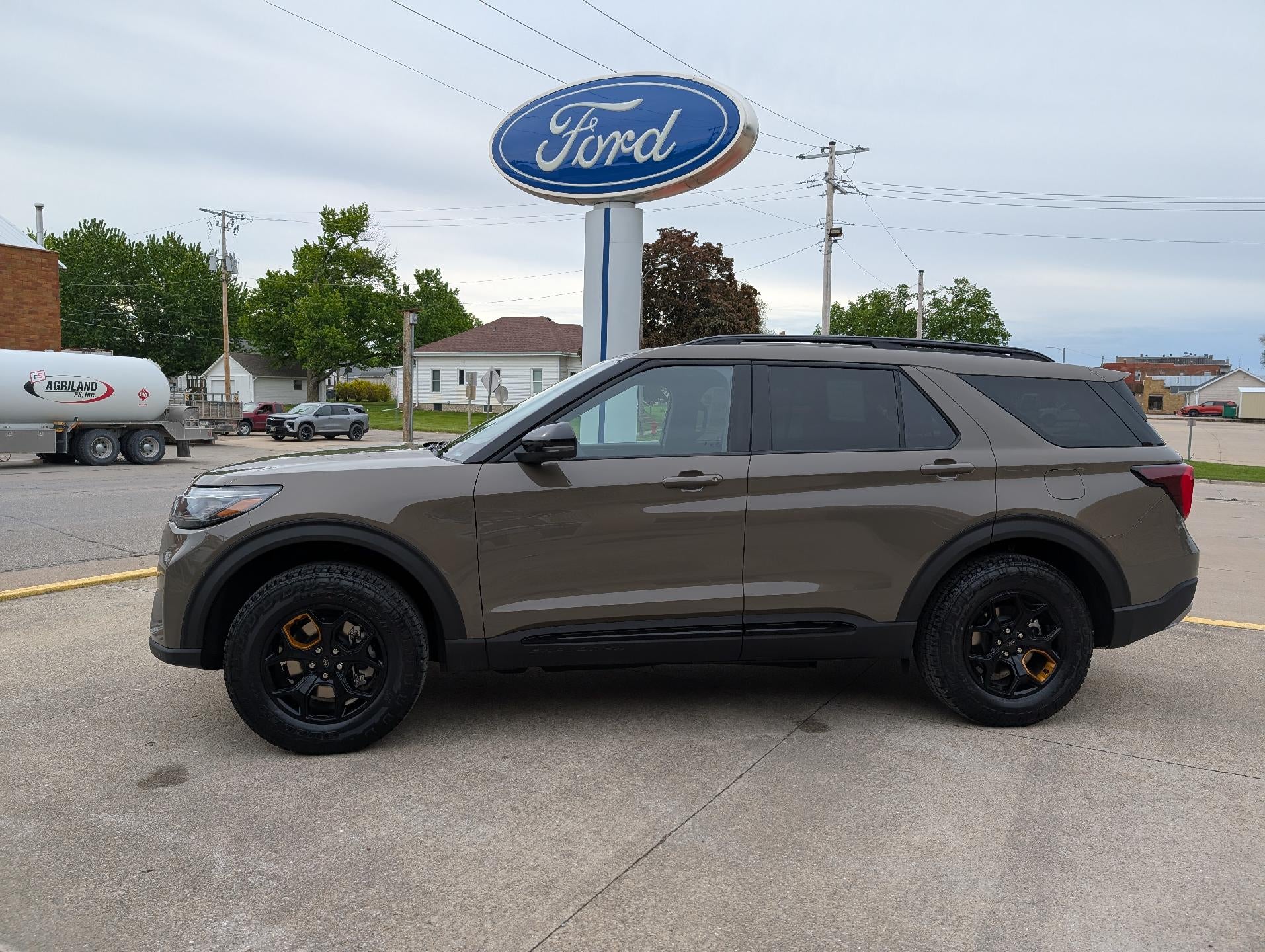 2026 Ford Explorer Tremor 4WD in Marsh Gray — front three-quarter view